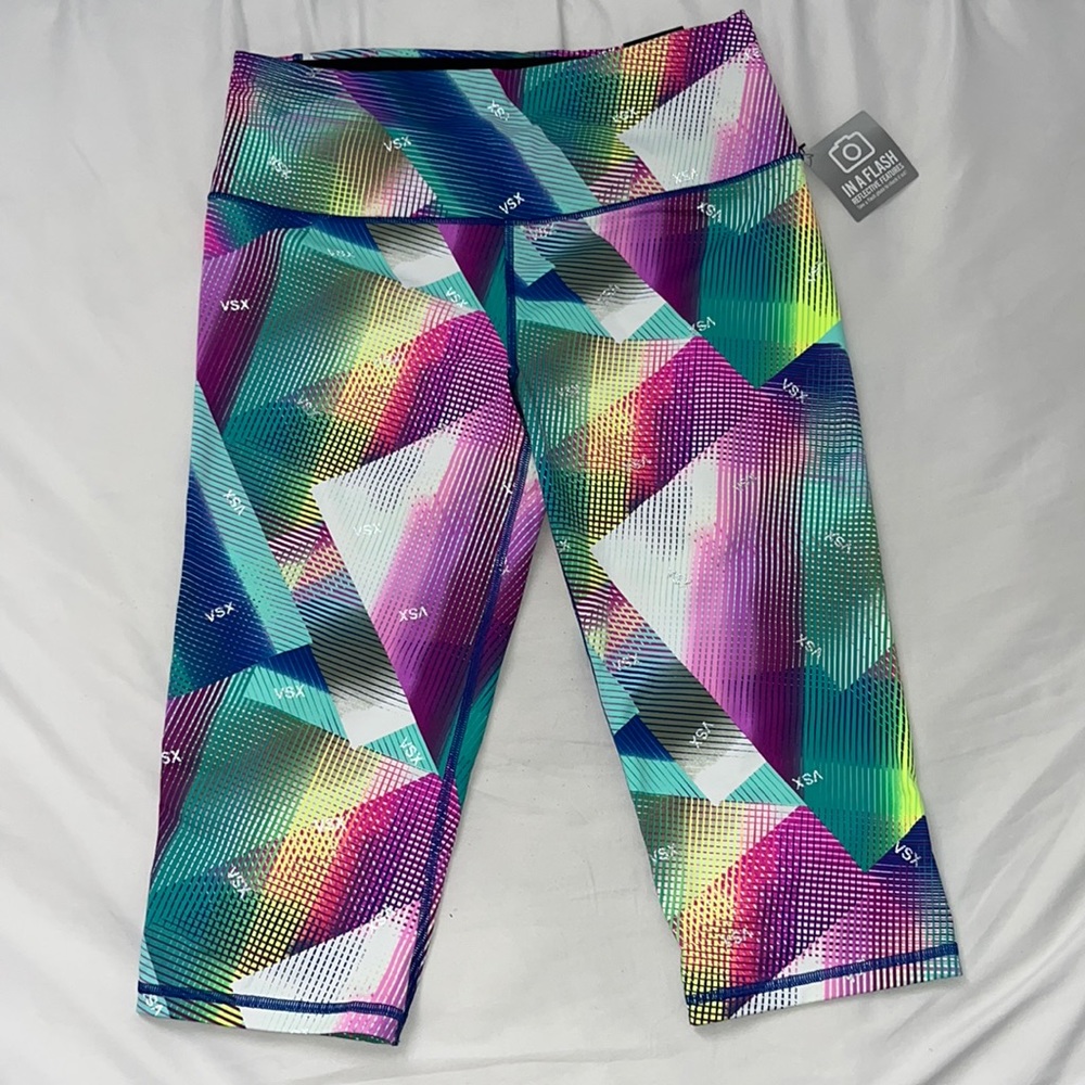 Large High waisted, cropped, Victoria’s Secret knockout leggings